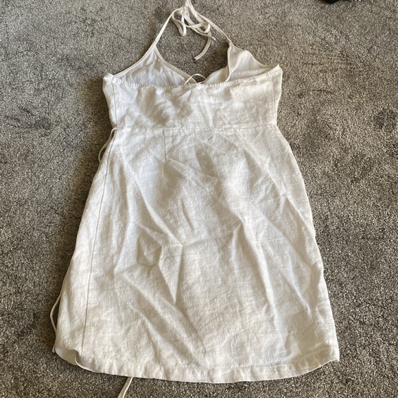 Linen Cross Over Dress - Picture 4 of 4